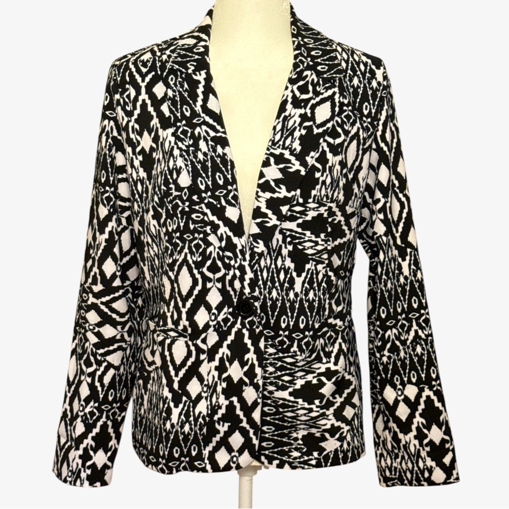 Black and White Patterned Women's Blazer Jacket